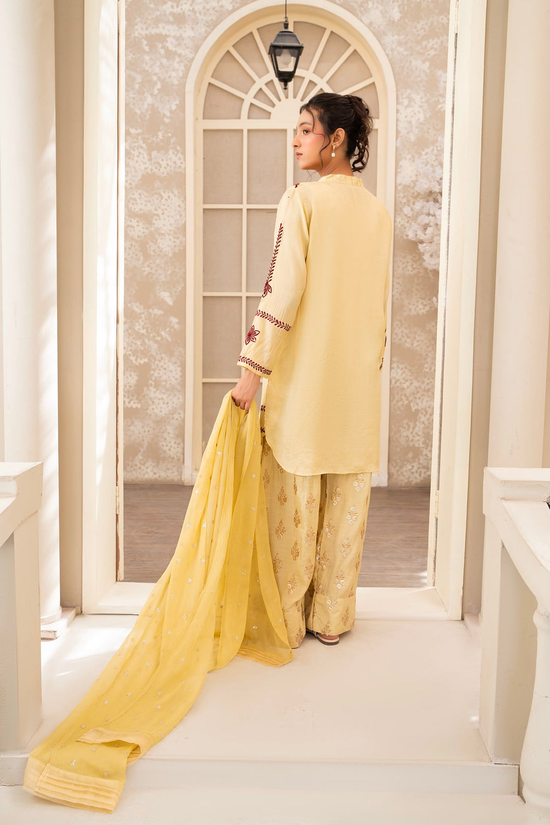 Sheesha silk embroidered