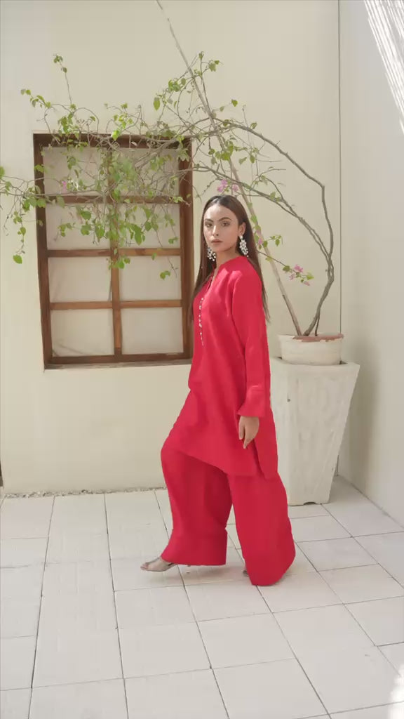 Raw silk gems